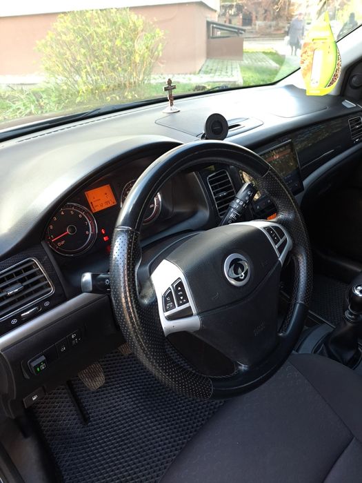 Авто SsangYong Korando