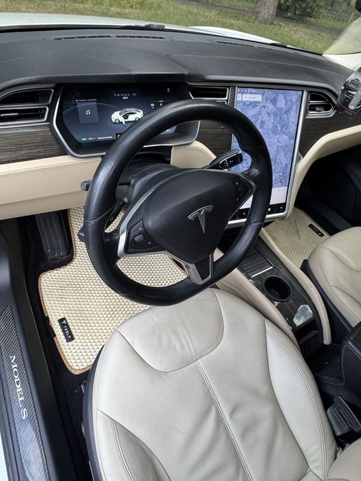 Tesla Model S 85 Kw без дтп