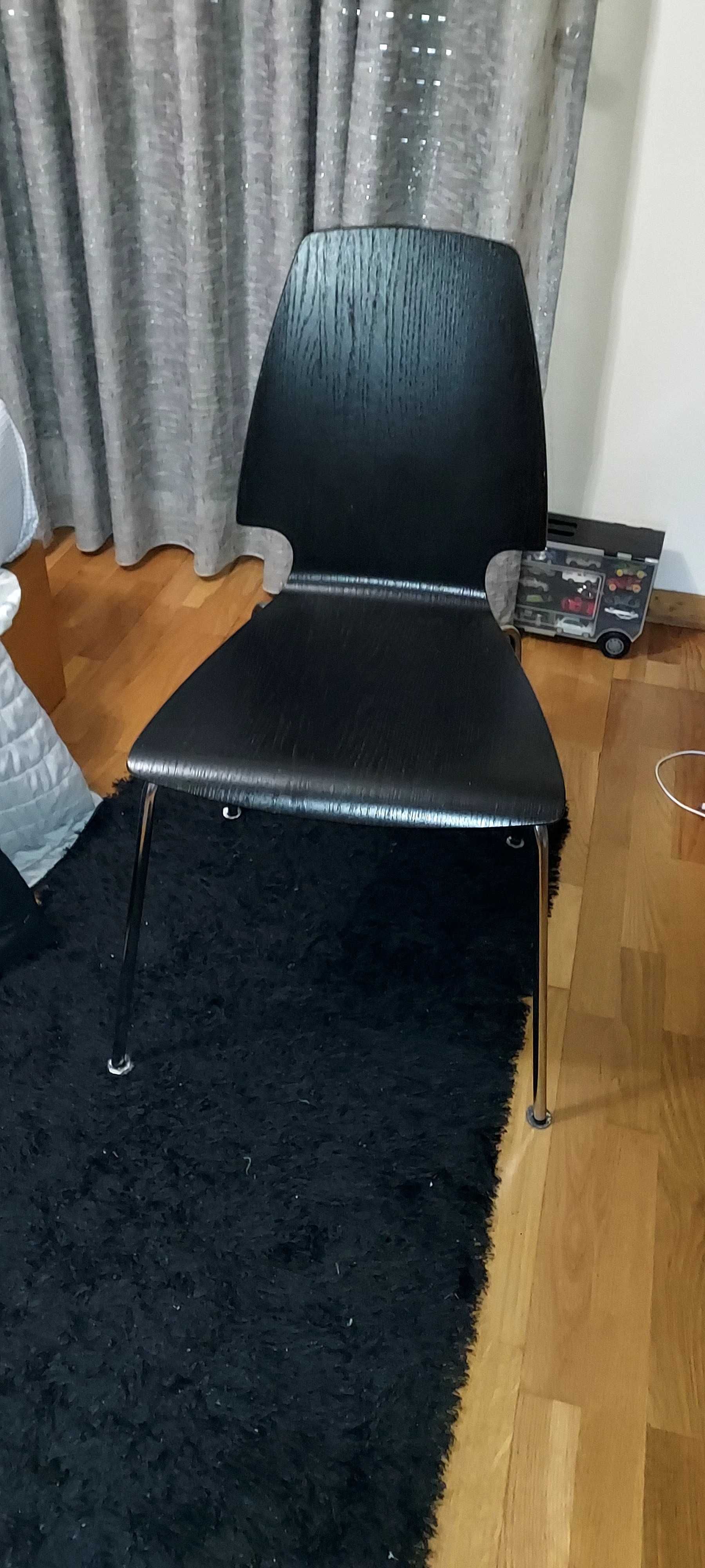 Cadeira do ikea usada