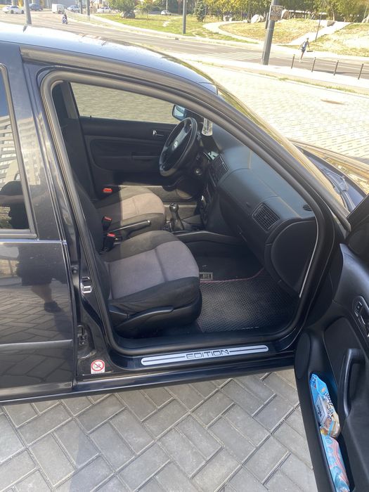 Продам volkswagen golf 4