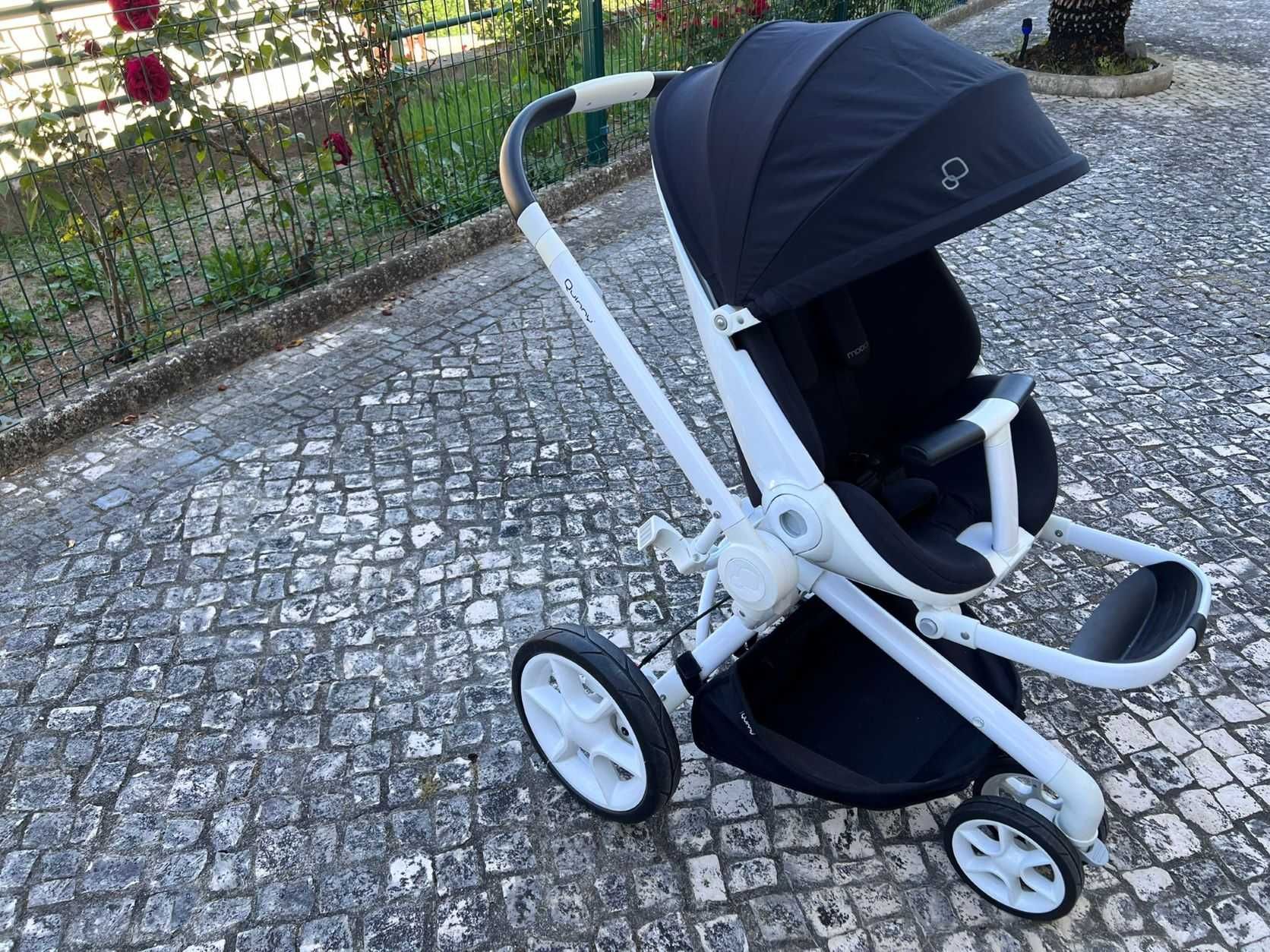 Carrinho de Passeio Quinny Moodd