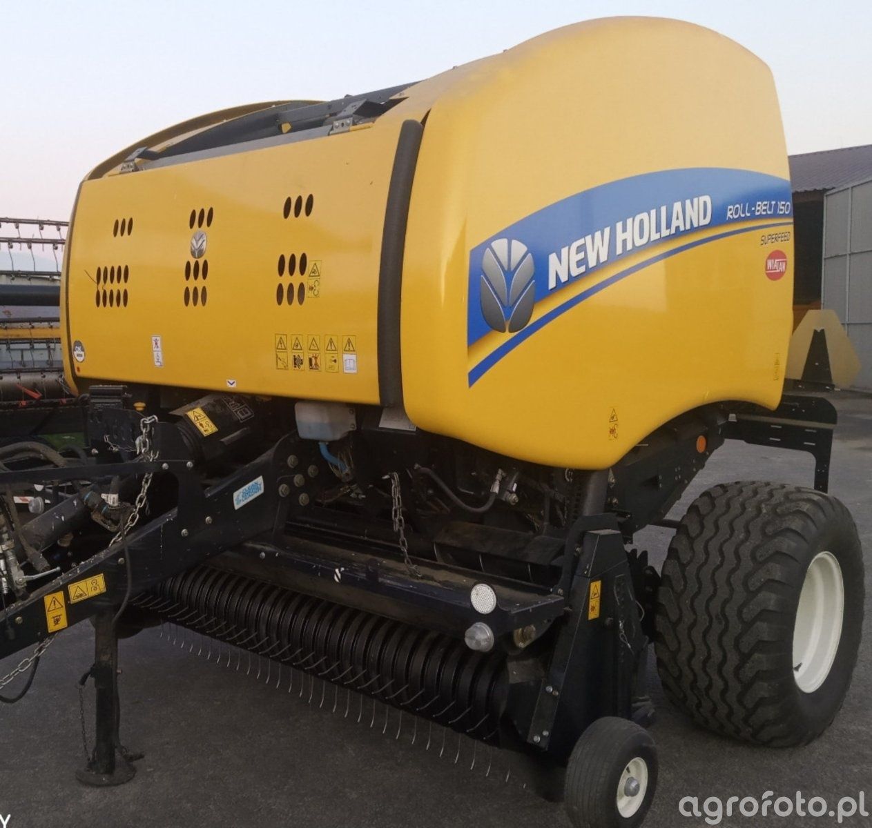Części do prasy New Holland Roll-Belt 150