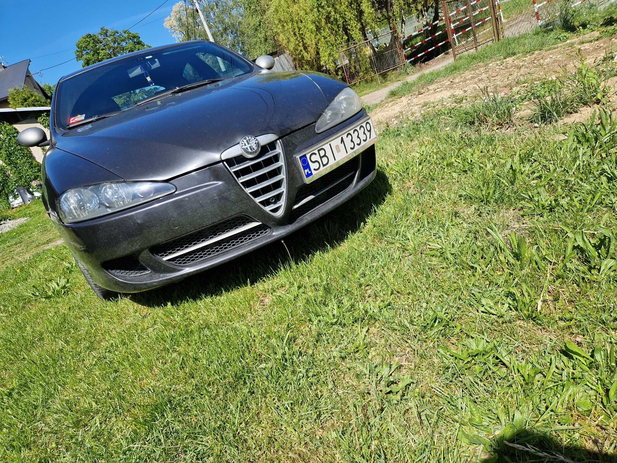 Samochód Alfa romeo 147