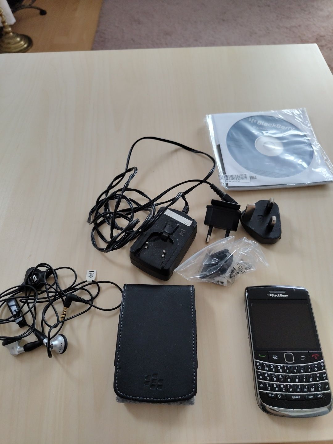 BlackBerry Bold 9700 smartphone