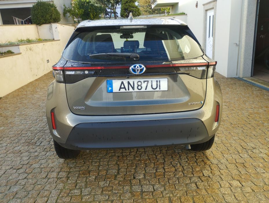 Toyota Yaris cross hybrid 63000km 2022