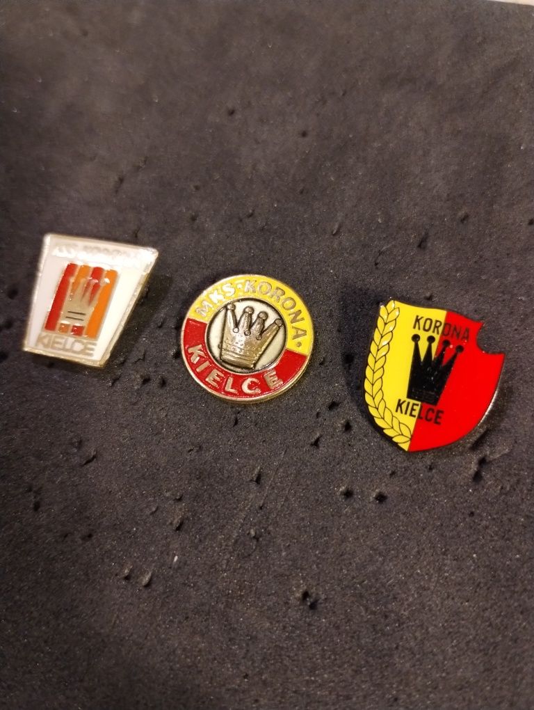 MKS KORONA KIELCE - przypinki piny znaczki odznaki medale pins wpinki