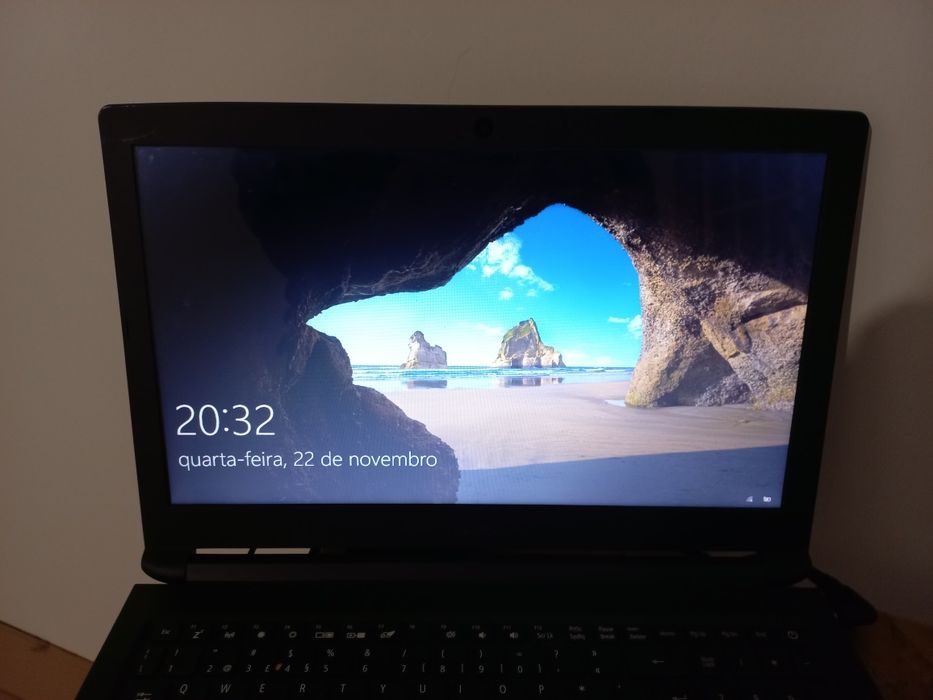 Acer aspire 3- ryzen 5 2500u