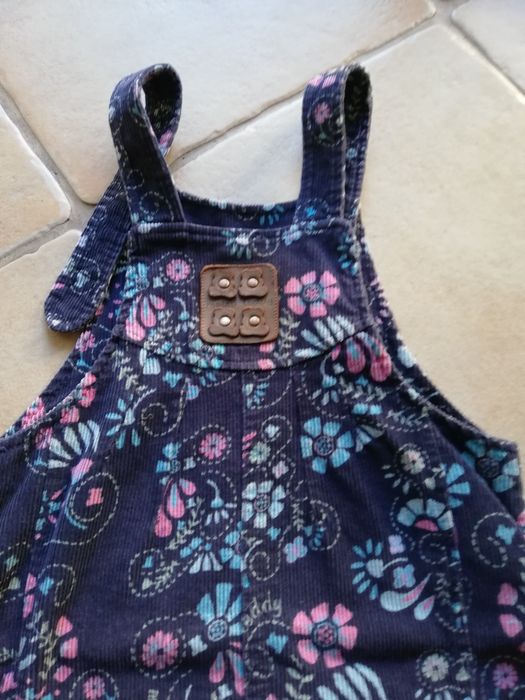 Saia jardineira Metro Kids