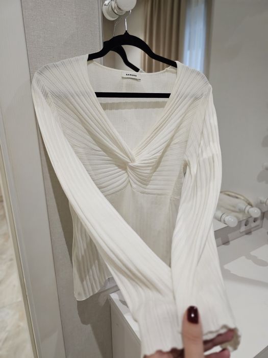 ‼️Sandro біла тепла кофта з декольте вовна 37%