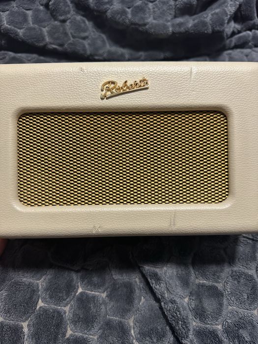 Радіо приймач roberts