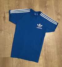 Футболка Adidas, Адідас