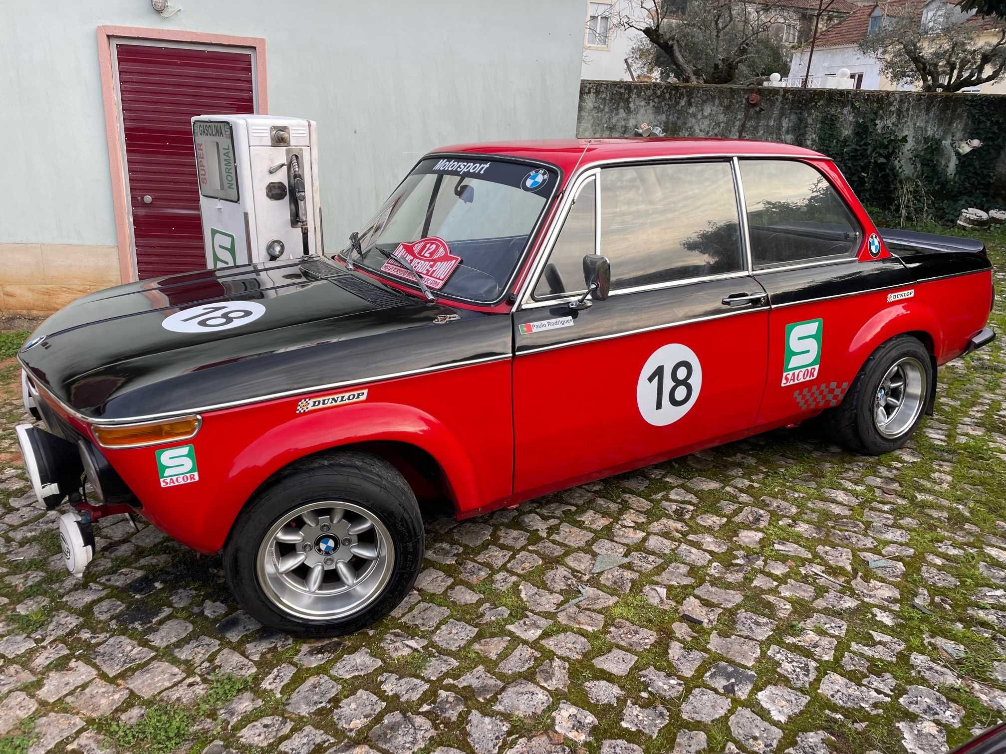 BMW 1602 sport e estrada