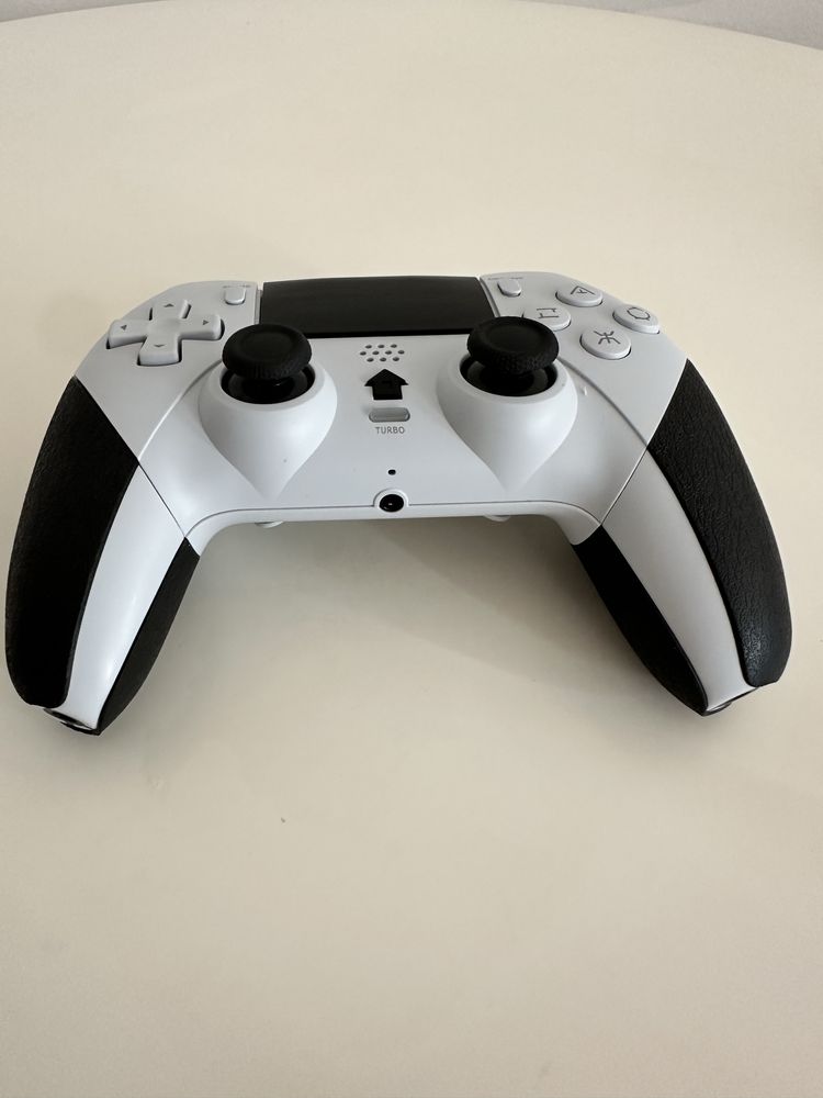Pad bezprzewodowy T-29 | PS4 / PC / Smartfon | Stan bardzo dobry