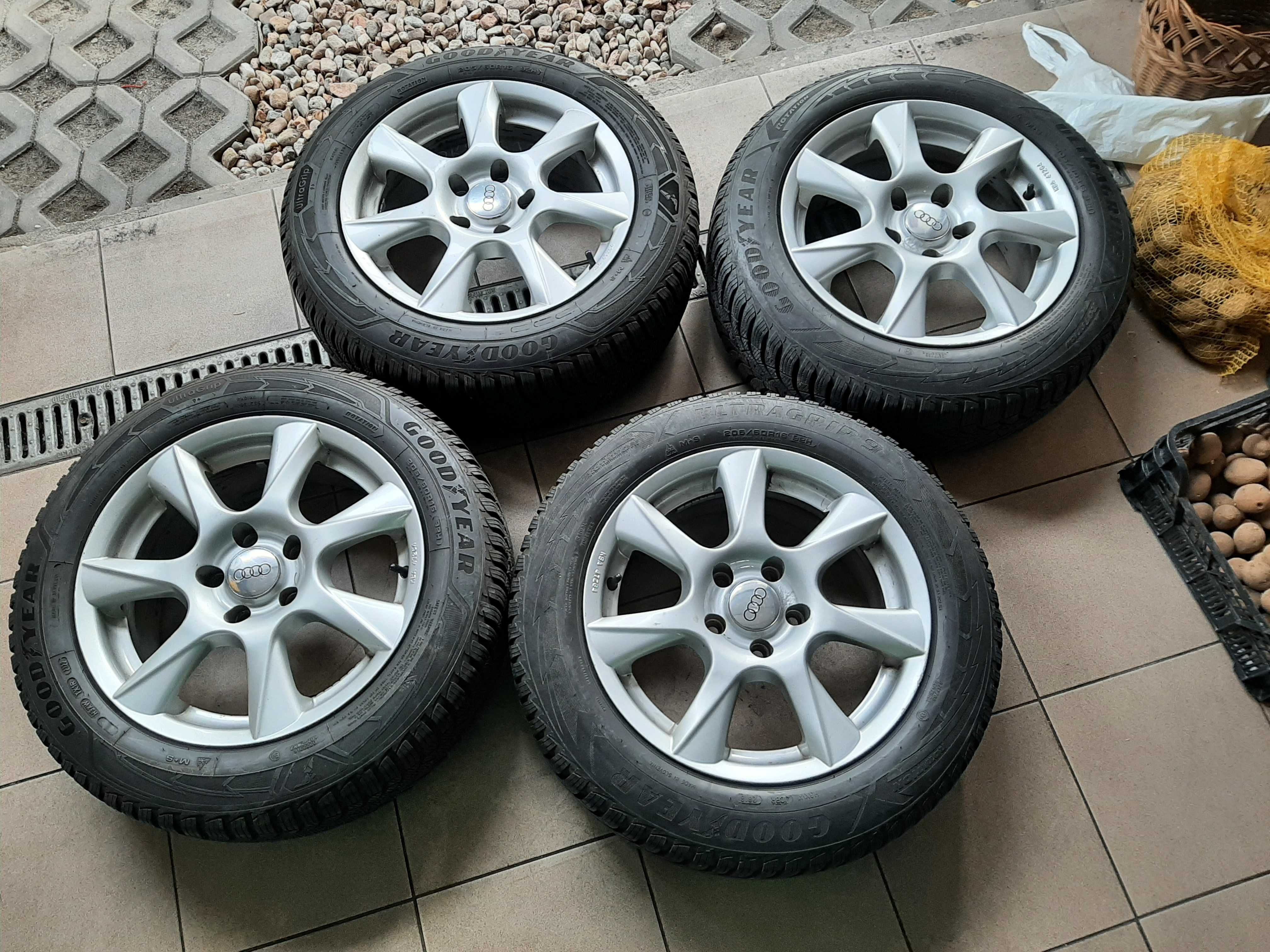 Koła Audi A4 b8 16" Goodyear Ultra Grip 9+ 205/60R16 92 H