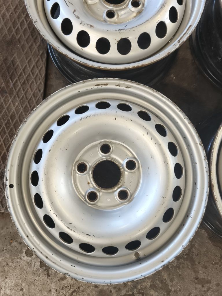 [890] Felgi stalowe VW T5 5x120x16