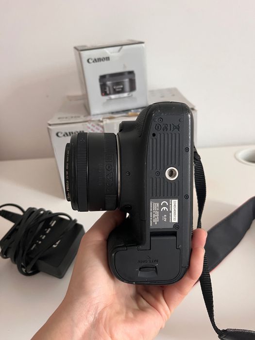 Фотокамера canon 6d +обʼєктив 50мм f/1,8