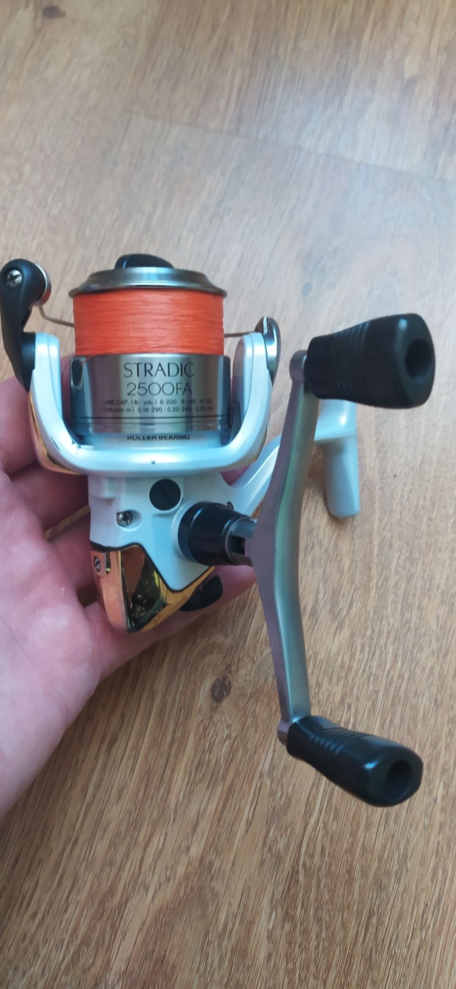 Продам катушку shimano stradic