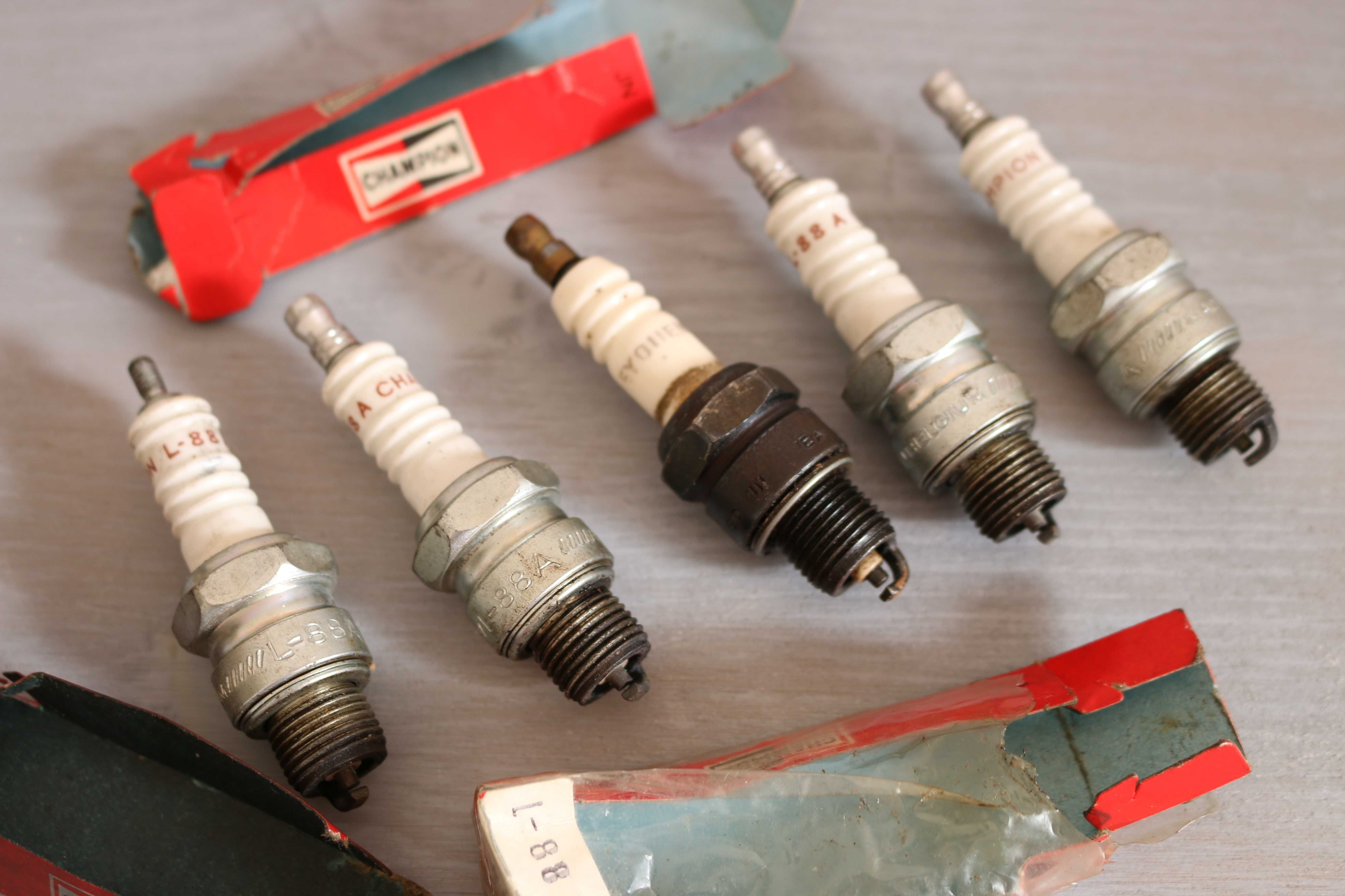 velas de ignição motor vintage
