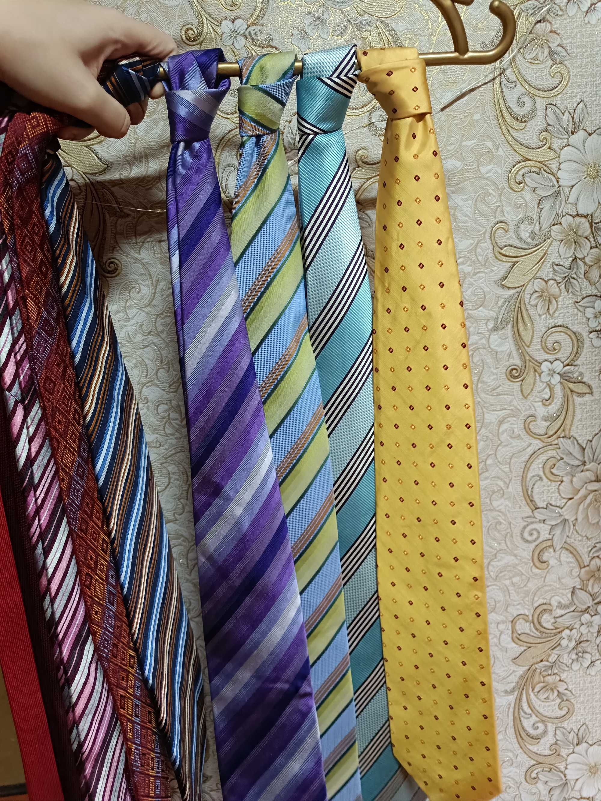 Краватки "canda", "royal class" інші