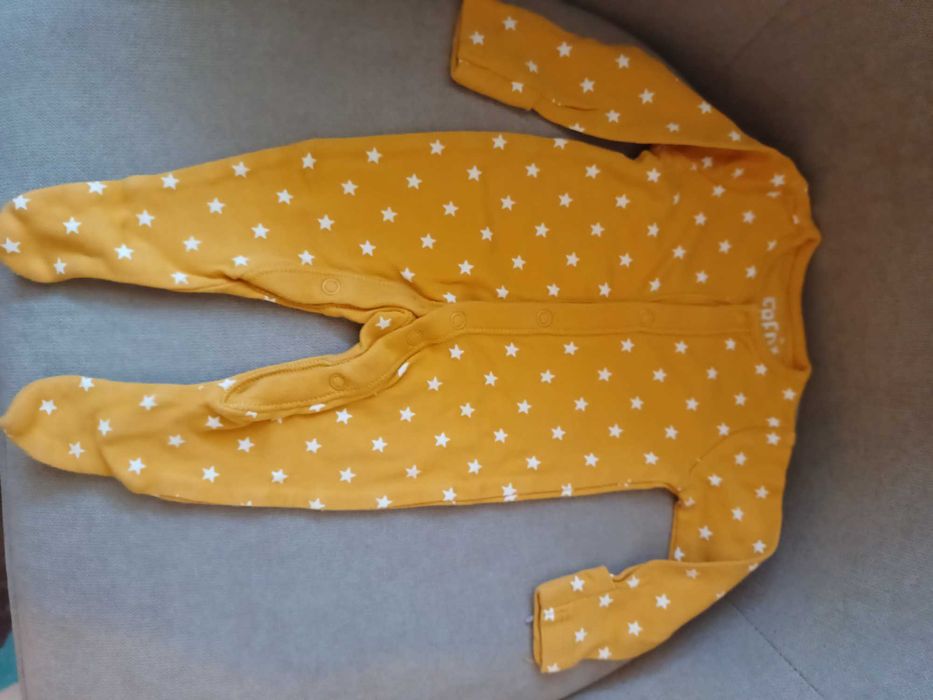 Vendo roupa para bebé em bom estado