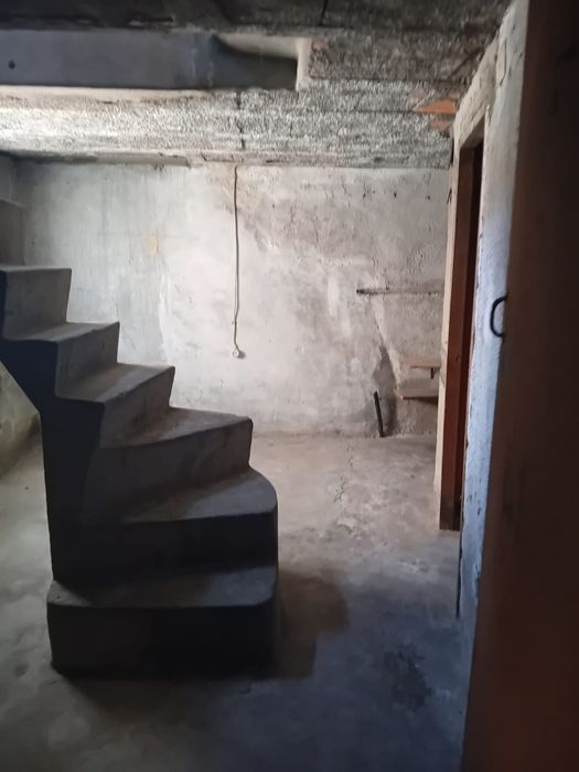 Vende-se casa em Forminhos