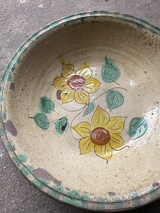 Alguidar antigo de barro