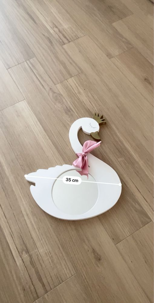 Espelho quarto menina cisne madeira