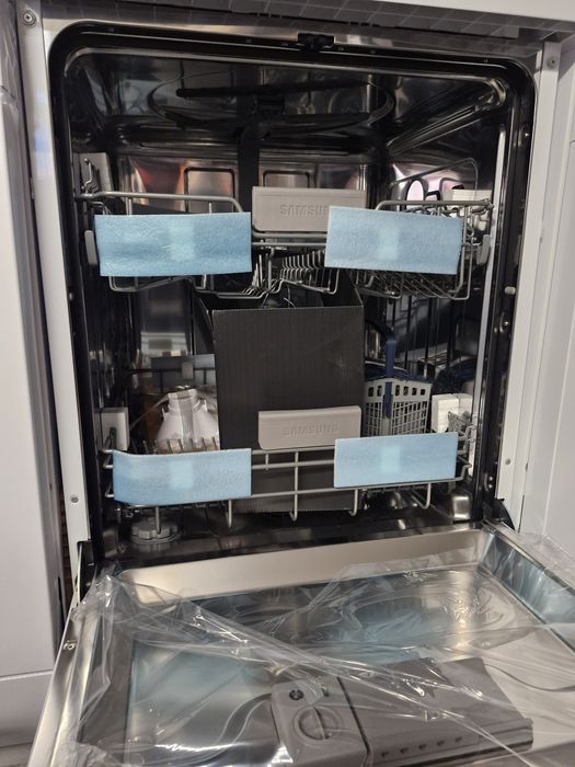 Máquina de lavar loiça Samsung