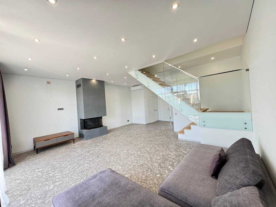 Продам Будинок/Таунхаус з ремонтом, меблями та технікою у Вовчинцях!!!