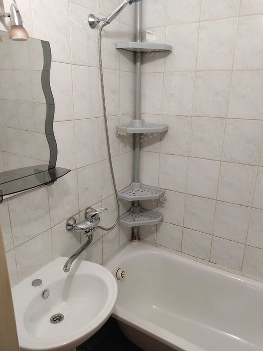 Сдам 2-к квартиру (3-й Шевченковский, ул.Авраменко д.18)