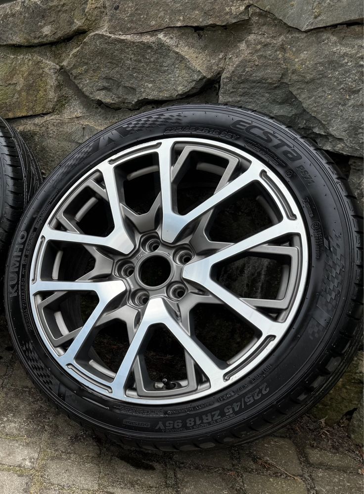 Гума резина шини літні Kumho Ecsta PS71 R18 225/45 95Y