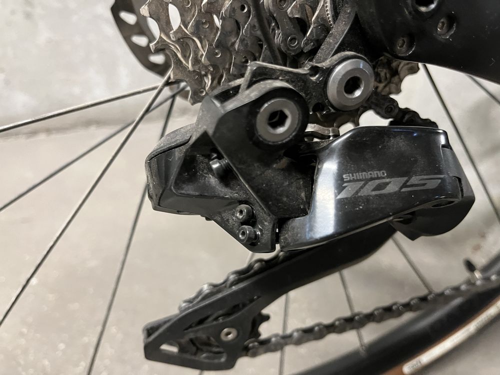 Trek Domane sl5 shimano 105 di2