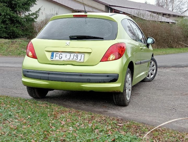Peugeot 207 1.4 benzyna 2007r.