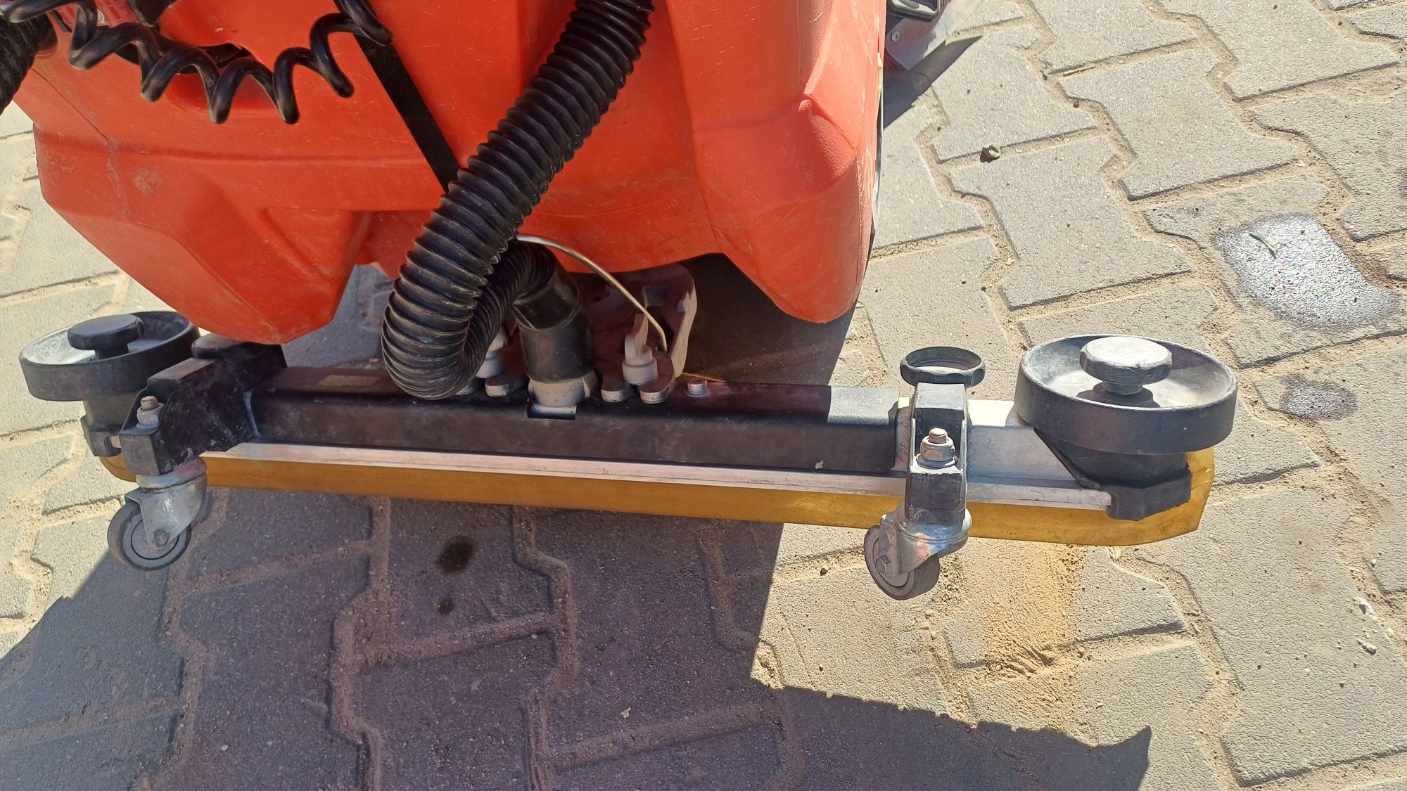 Szorowarka Karcher BD 50/50 C akumulatorowa
