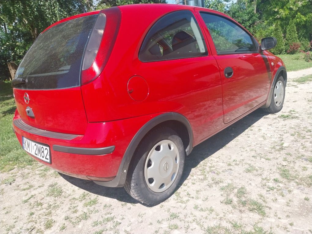 Opel Corsa C 2004 r.