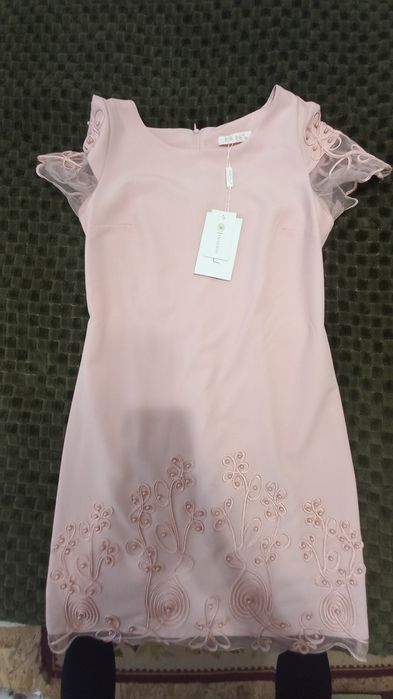 Чудова сукня,нова