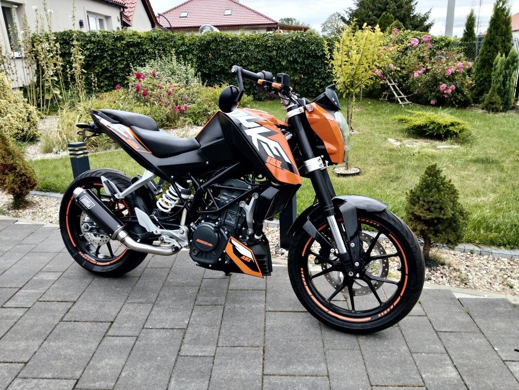 KTM Duke 125 z ABS kat A1/B bardzo zadbany Transport