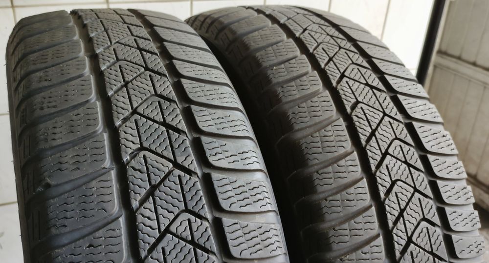 2x 205/60R16 Pirelli SottoZero 3 Winter 96H 5,77mm C/B/72dB