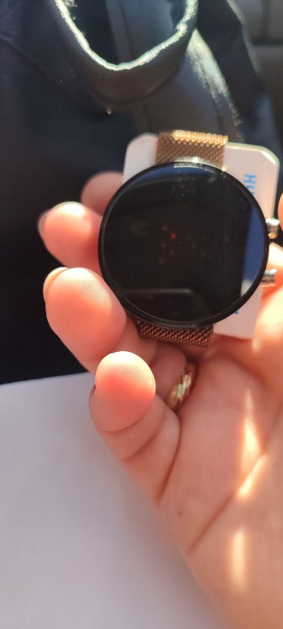 Zegarek elektroniczny damski LED pasek magnetyczny