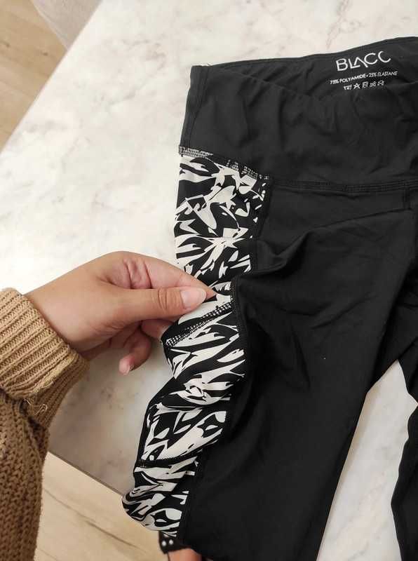 Sportowe legginsy z długą nogawką elastyczne z kieszeniami Blacc S