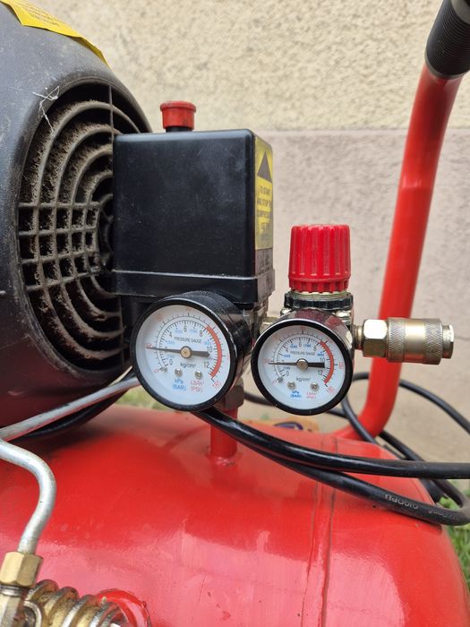 Компресор 50л Forte VFL-50/2.23 кВт