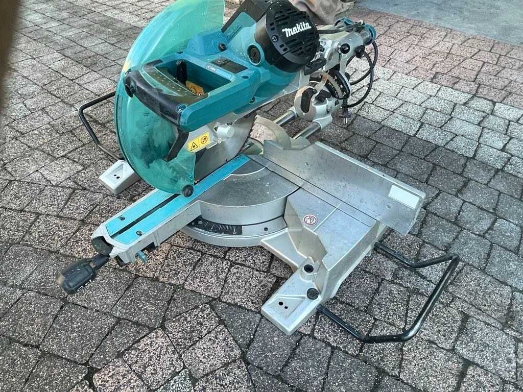 Piła tarczowa ukośnica Makita LS1016L kapówka 260mm 1510W