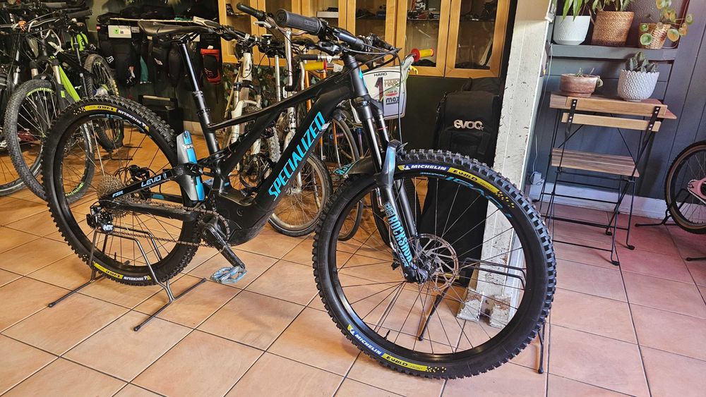 Specialized Turbo Levo (E-bike)