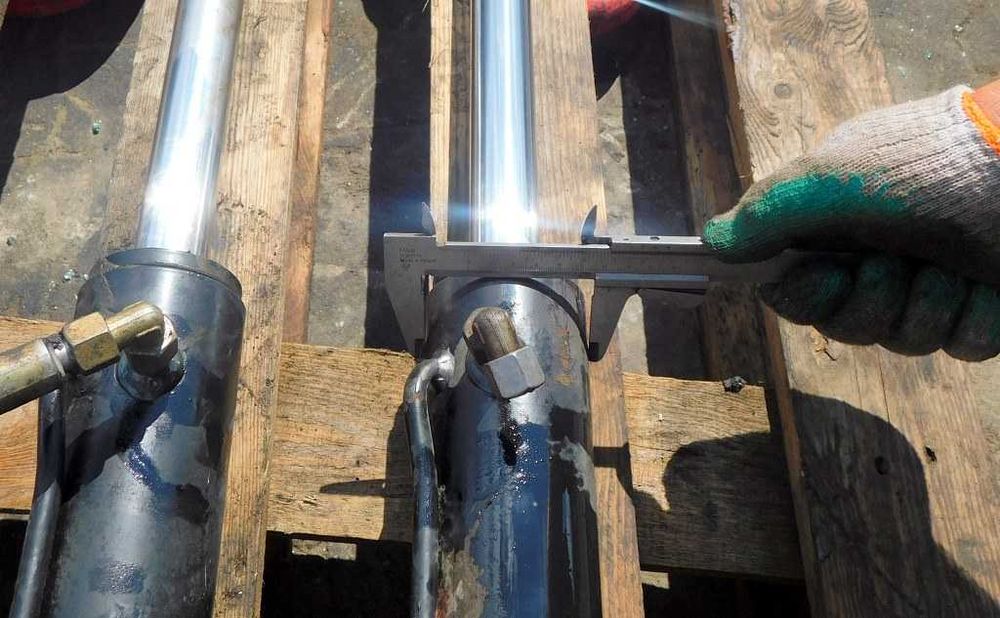 Siłownik Hydrauliczny Dł. 112cm/69cm Skok 42cm Śmieciarka Dwustronne