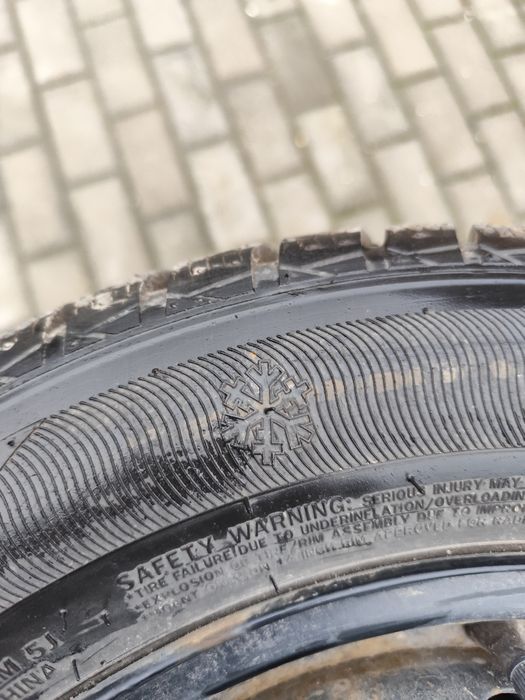 Sprzedam opony 165/70 R14 z 2022 r