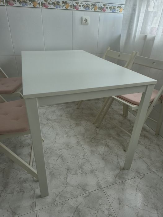 Mesa de cozinha extensível