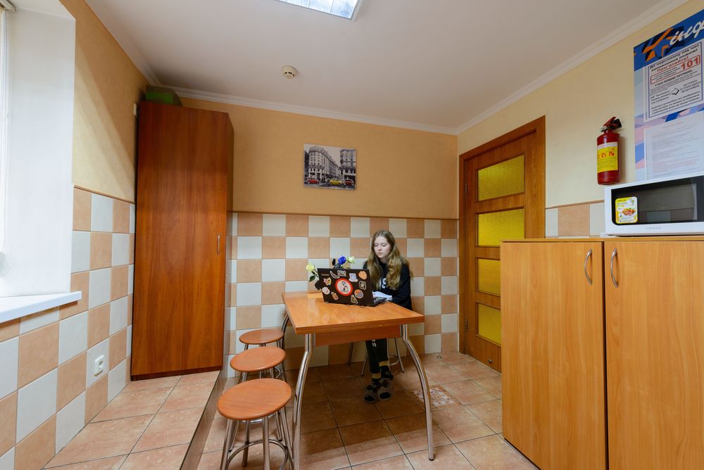 Житло в Києві для переселенців / Іногородніх / ВПО Дешево ЖД Вокзал-16-555.biz.ua