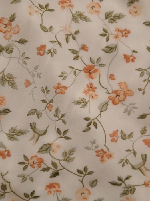 Zwiewna sukienka rozmiar M