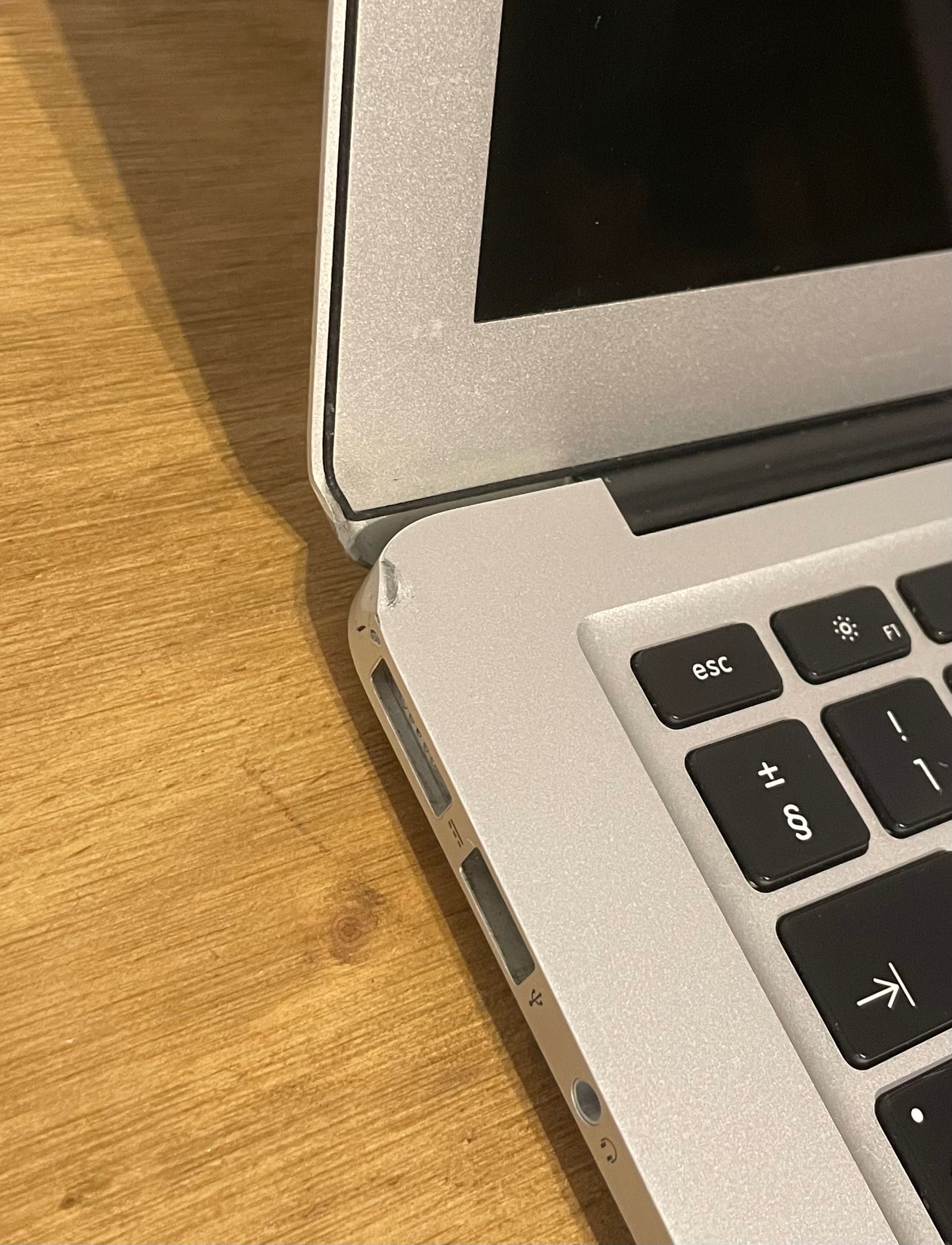 MacBook Air (13 polegadas, início de 2015)