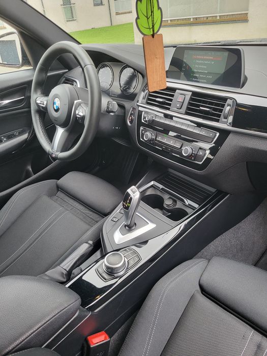 Bmw seria 1 118i 19r salon polska